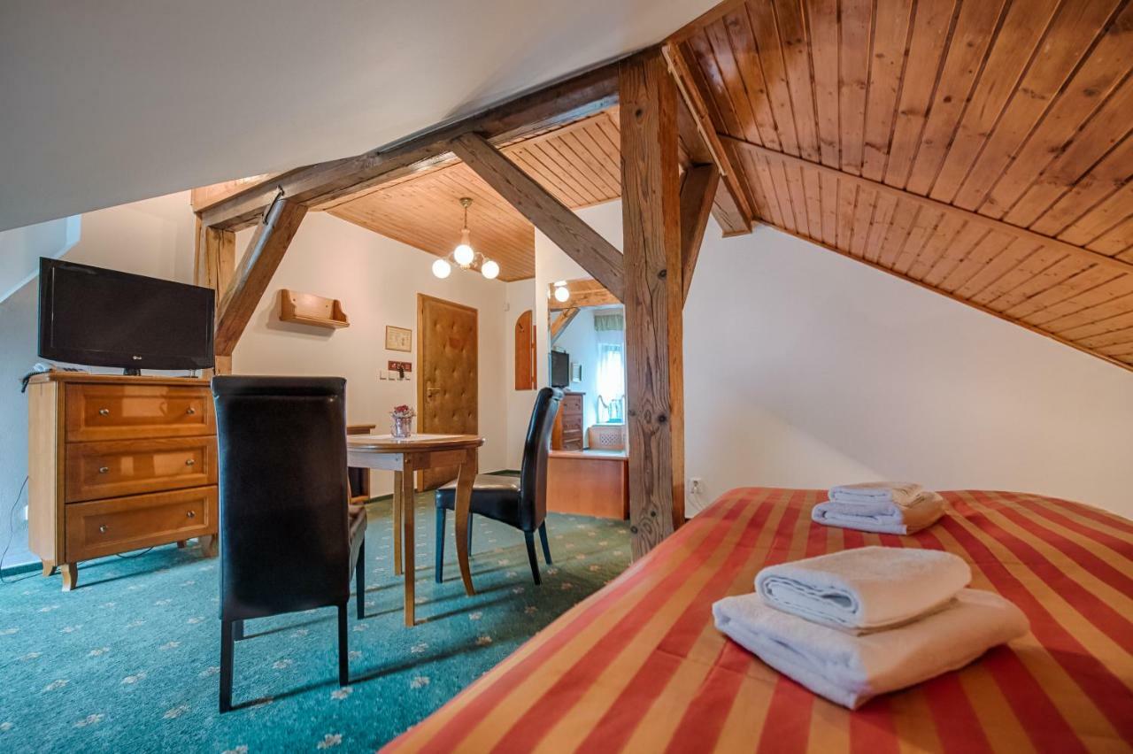 Hotel Zlaty Orel Ostravice Extérieur photo