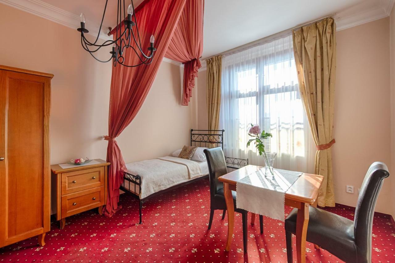 Hotel Zlaty Orel Ostravice Extérieur photo