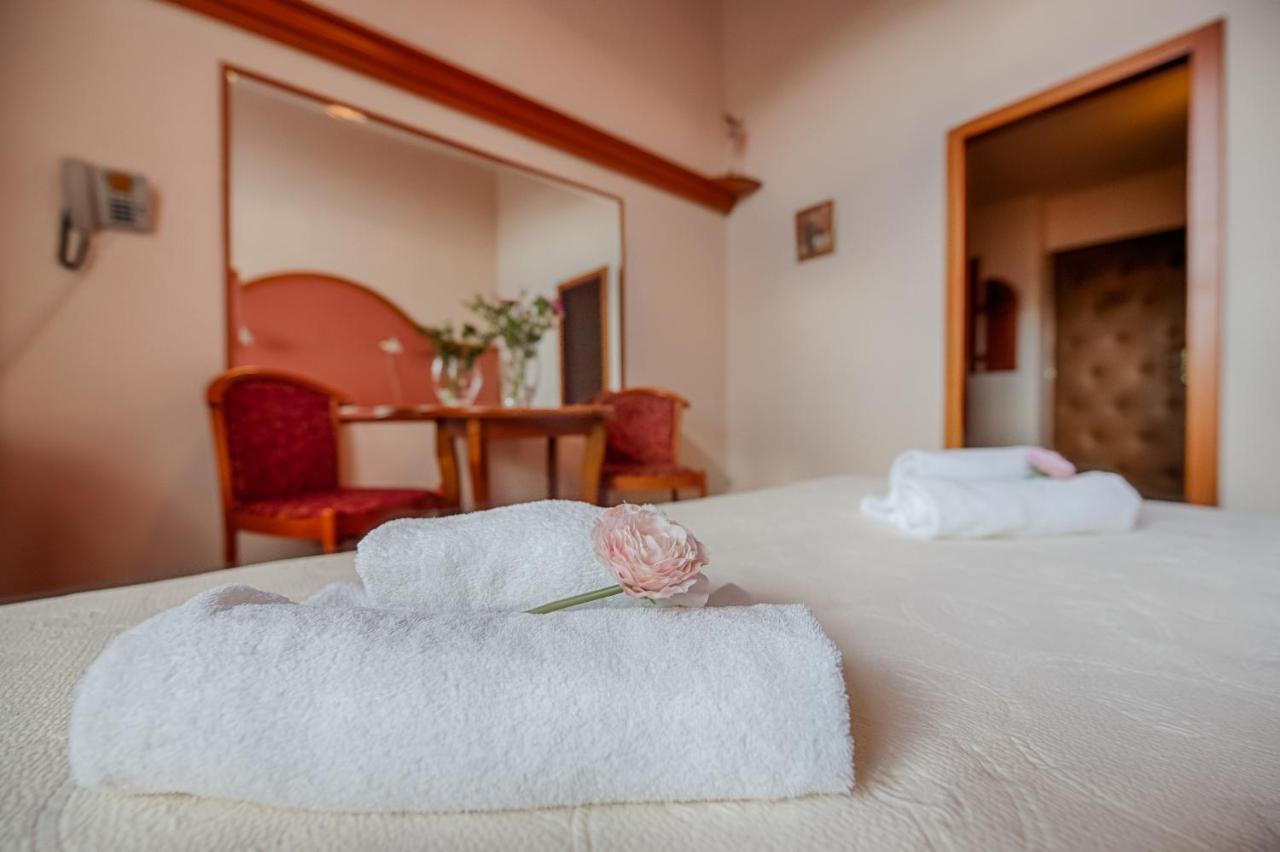 Hotel Zlaty Orel Ostravice Extérieur photo